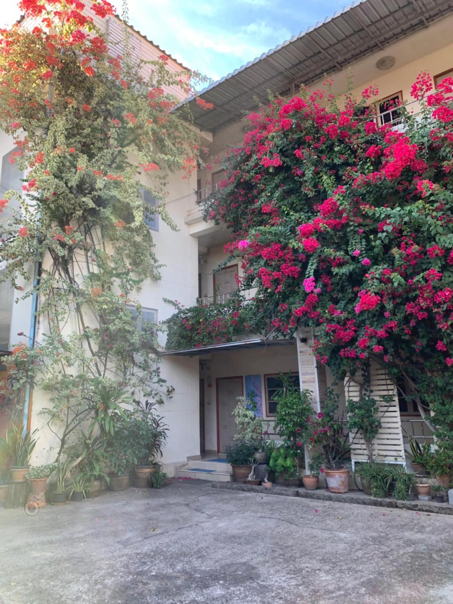 Pikul Apartment Hotel Nong Khai Εξωτερικό φωτογραφία